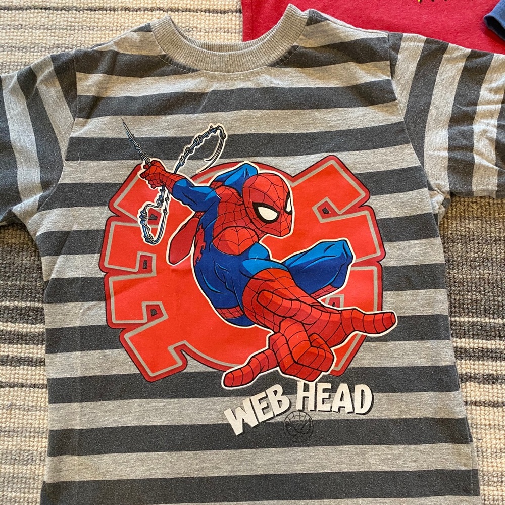 Bundle of 3 boys tee shirts 4T - Picture 4 of 4